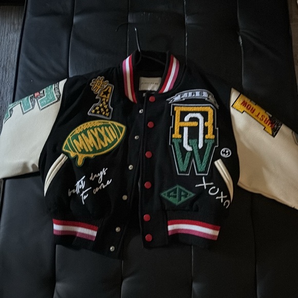 Varsity jacket - Picture 2 of 3